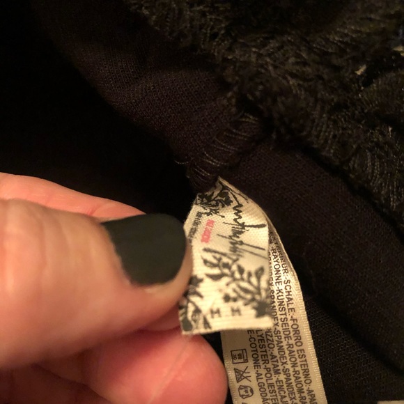NWT intimately Free Boho Black Lace Crop Top Sz M - Picture 5 of 6